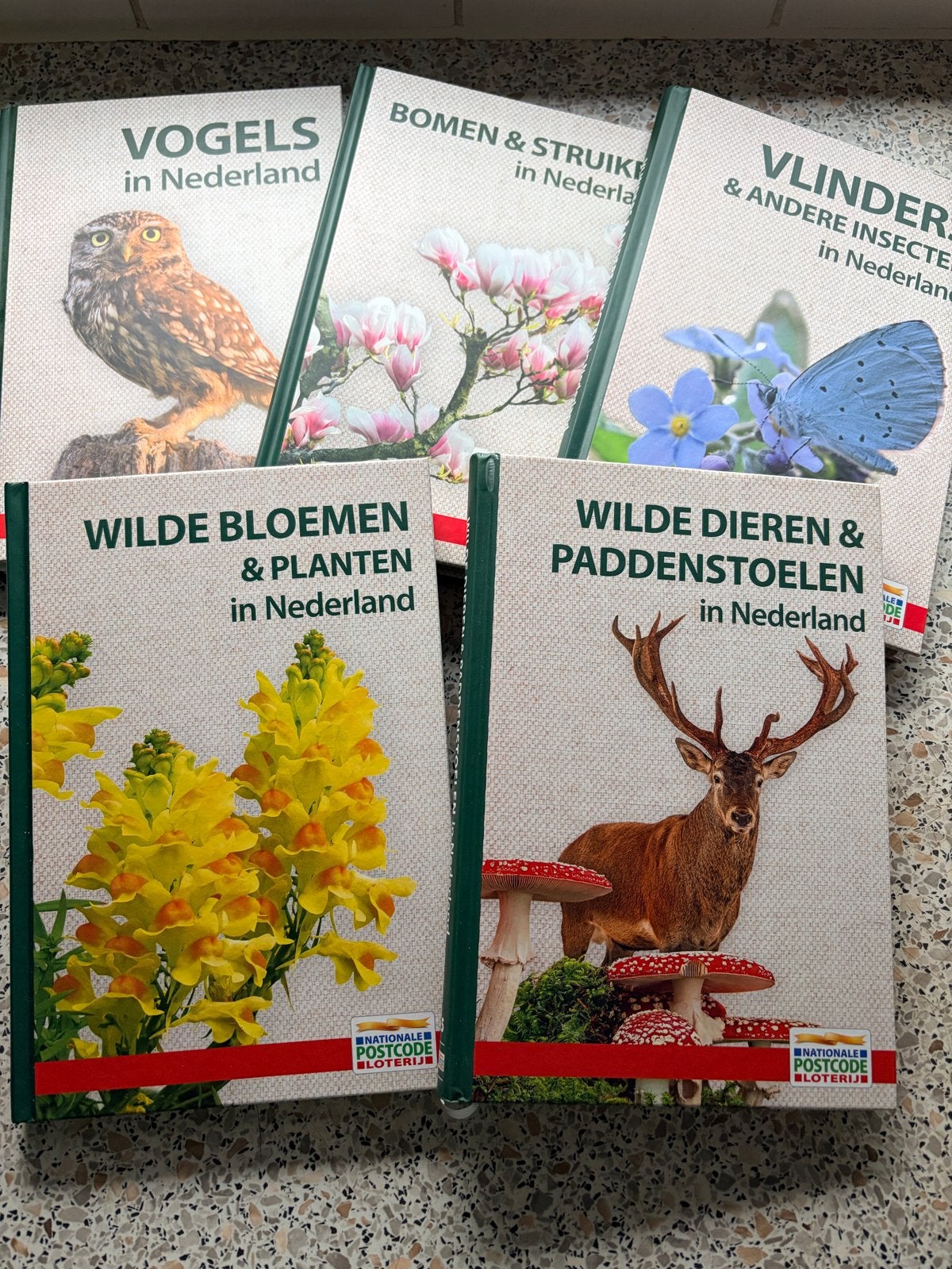 Nationale Postcode Loterij Natuurboeken (5 delen), Ophalen of Verzenden, Zo goed als nieuw, Natuur algemeen