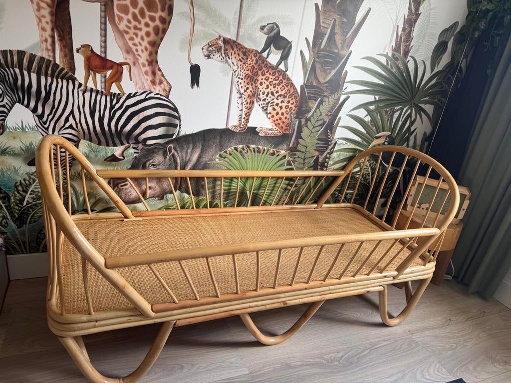 Rotan peuterbed, Kinderen en Baby's, Babywiegjes en Ledikanten, Ophalen of Verzenden, Zo goed als nieuw, Ledikant