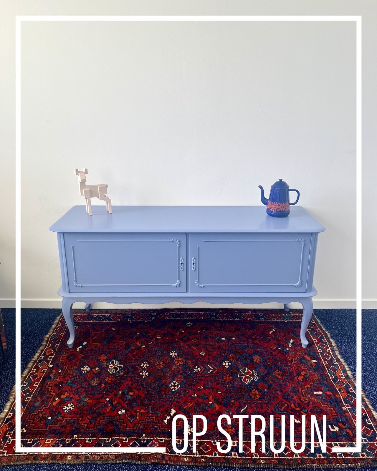 Vintage dressoir in lavendelblauw, Ophalen