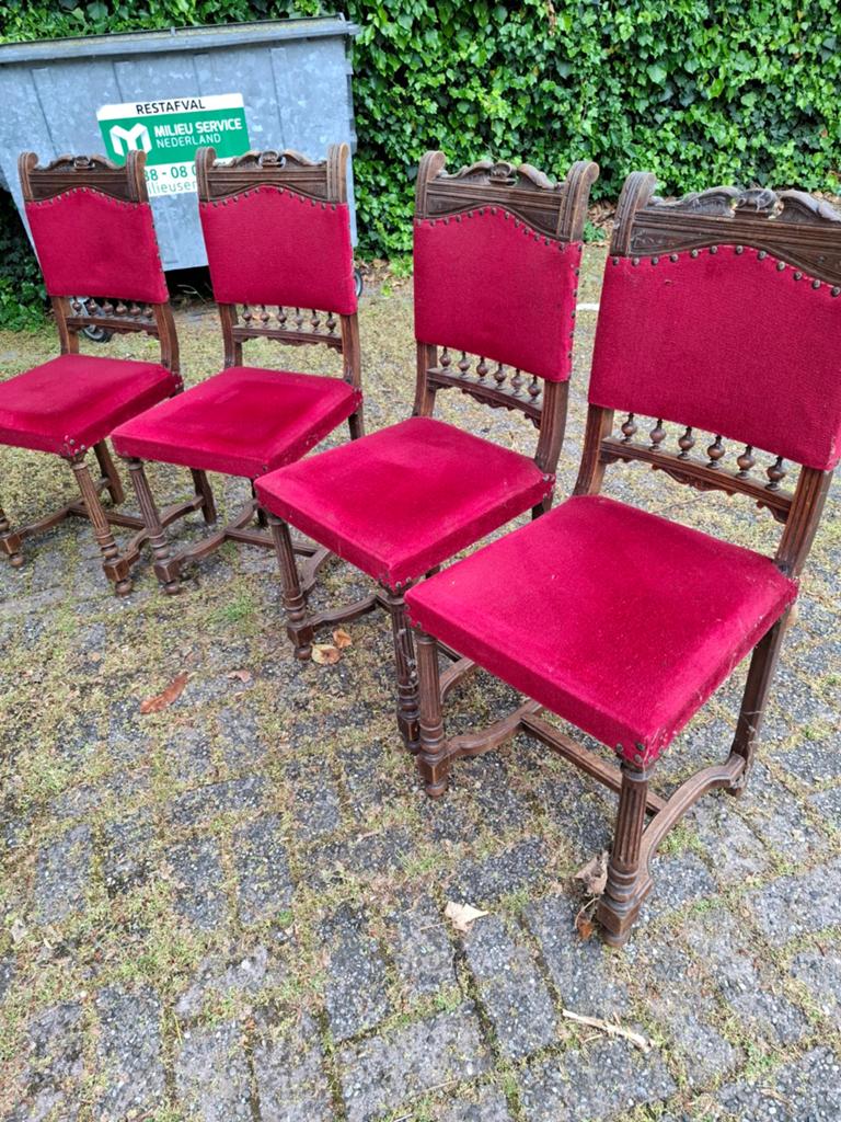 Vier oude stoelen. Opknappertjes, Ophalen of Verzenden