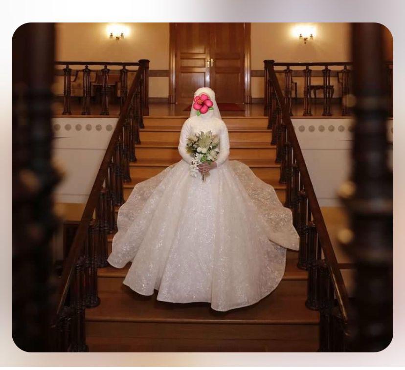 36 /38 maat hijab model bruidsjurk ( creme kleur ), Trouwjurk, Beige, Ozlem__bahadir@hotmail.com, Ophalen of Verzenden