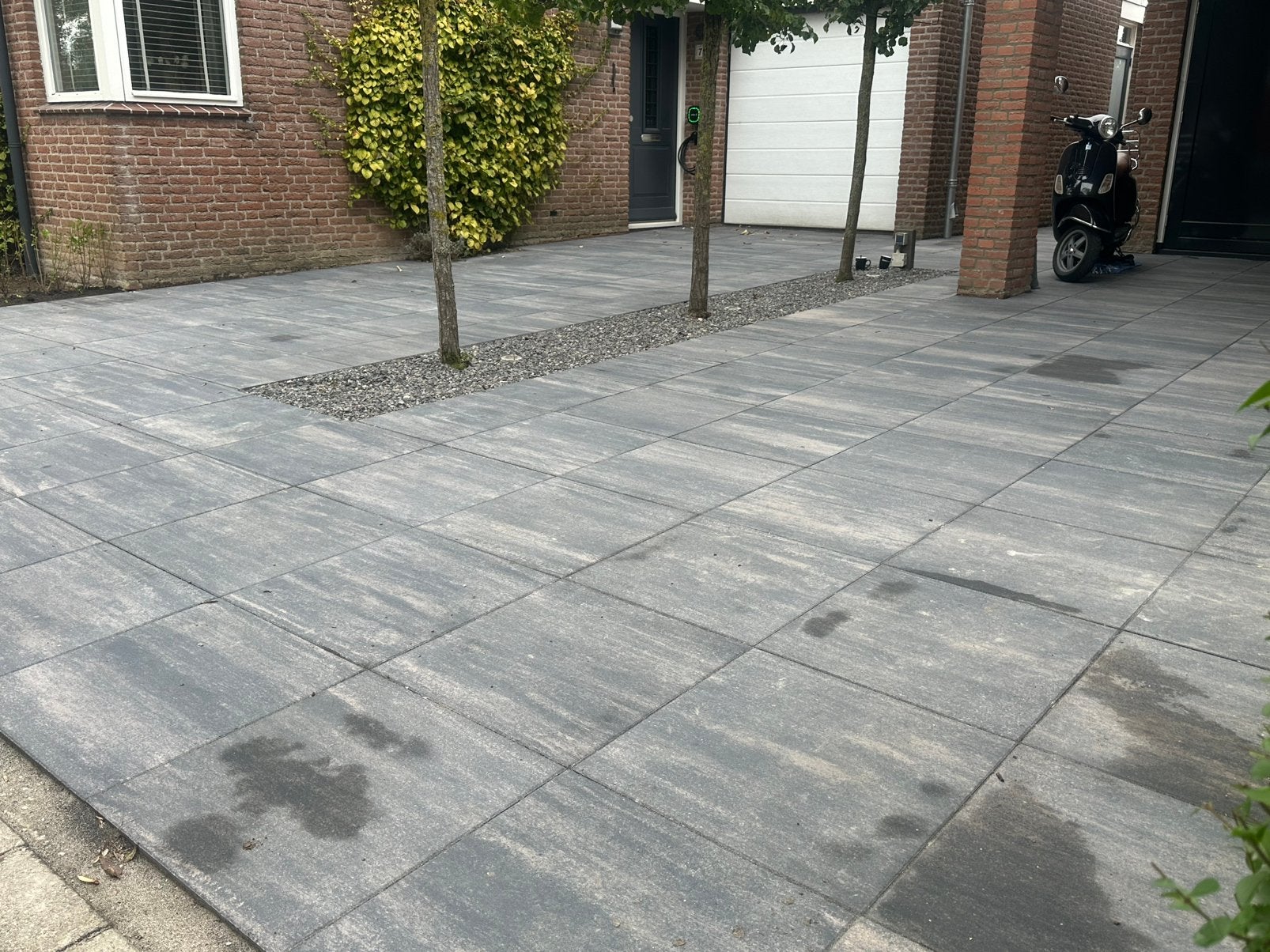 Tuinhulp hovenier aangeboden op kort termijn, Tuin- of Vijveraanleg