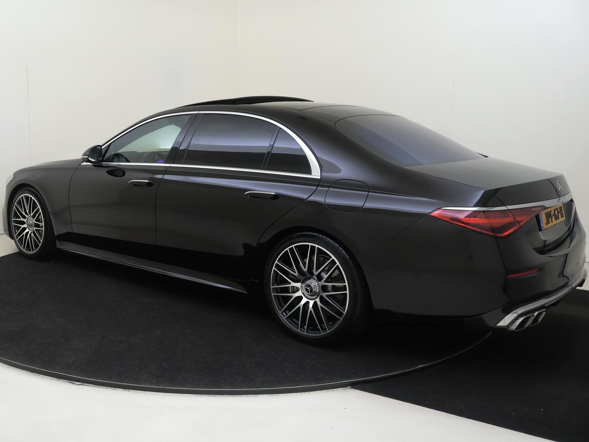 Mercedes-Benz S-klasse AMG 63 S E Performance / Premium Plus, Auto's, Automaat, Gebruikt, Zwart, Bedrijf