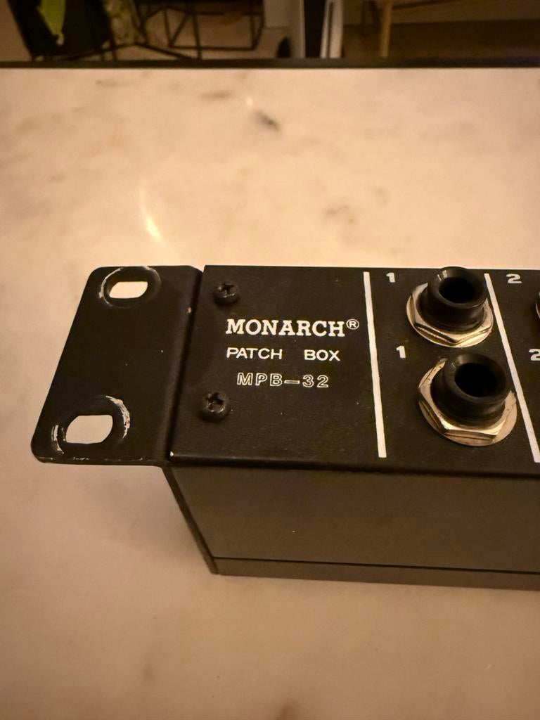 Monarch MPB-32 Patchbay – 19” Rack – 32 Jackpunten, Muziek en Instrumenten, Ophalen of Verzenden, Gebruikt, Apparatuur