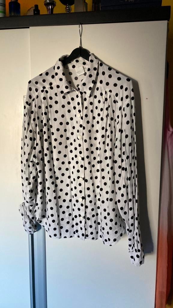 Polkadot trendy blouse 44, Ophalen of Verzenden, Zo goed als nieuw, Maat 42/44 (L), Zwart