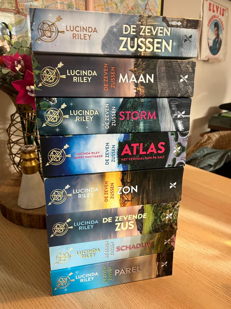 De Zeven Zussen serie - Complete set van Lucinda Riley, Boeken, Romans, Ophalen of Verzenden, Zo goed als nieuw, Nederland