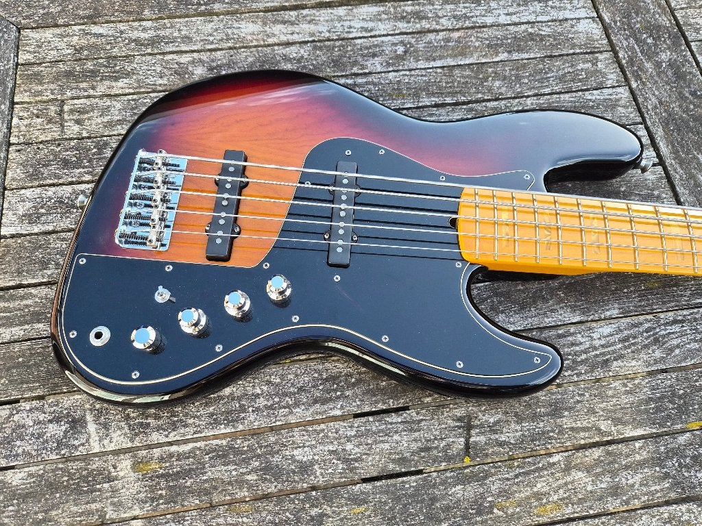 USA Fender Marcus Miller Jazz Bass V 2009 Sunburst, Ophalen, Zo goed als nieuw, Elektrisch, 5-snarig