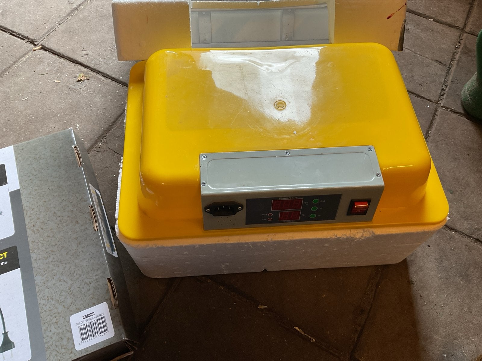 Broedmachine automaat warmteplaat 40 +40, Dieren en Toebehoren, Ophalen of Verzenden, Zo goed als nieuw, Broedmachine