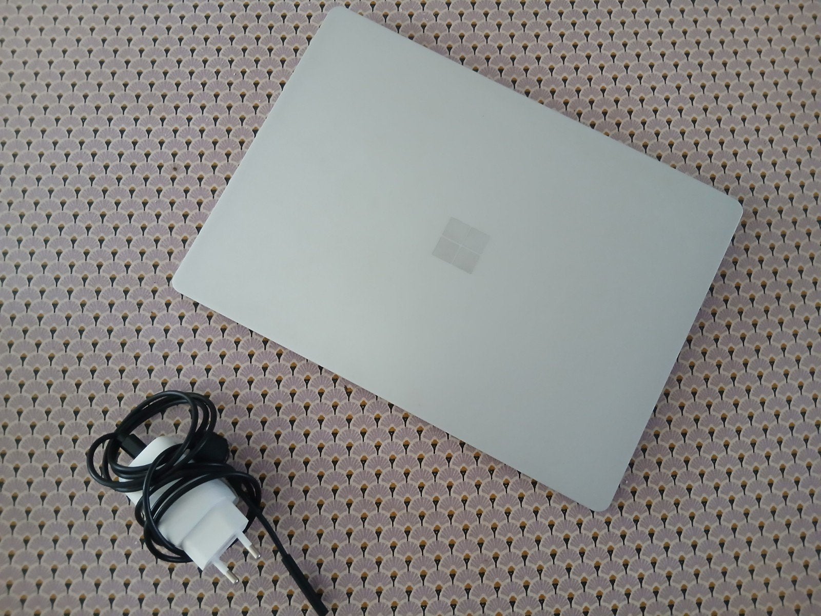 Microsoft surface laptop 2 13,5 inch, Computers en Software, Windows Laptops, Ophalen, Gebruikt, 2 tot 3 Ghz, Qwerty