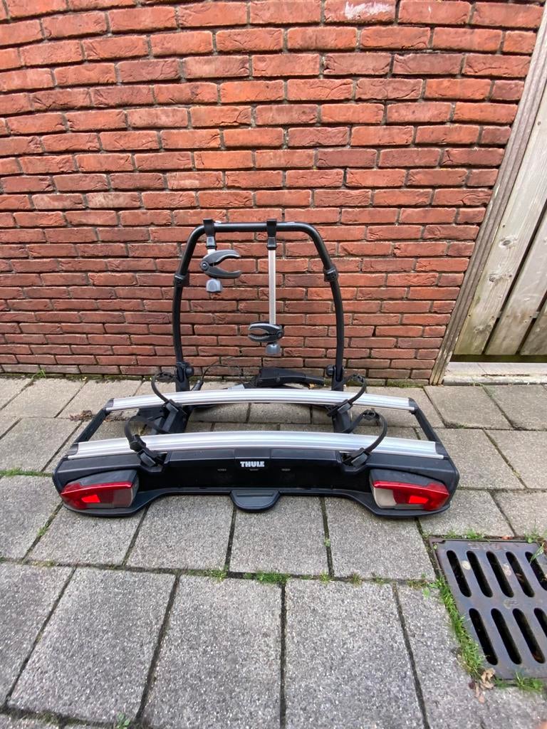 Thule velospace fietsendrager e-bikes kantelbaar, Ophalen of Verzenden, Zo goed als nieuw, Trekhaakdrager