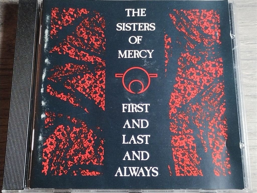 The Sisters Of Mercy - First And Last And Always, Ophalen of Verzenden, Zo goed als nieuw, Poprock