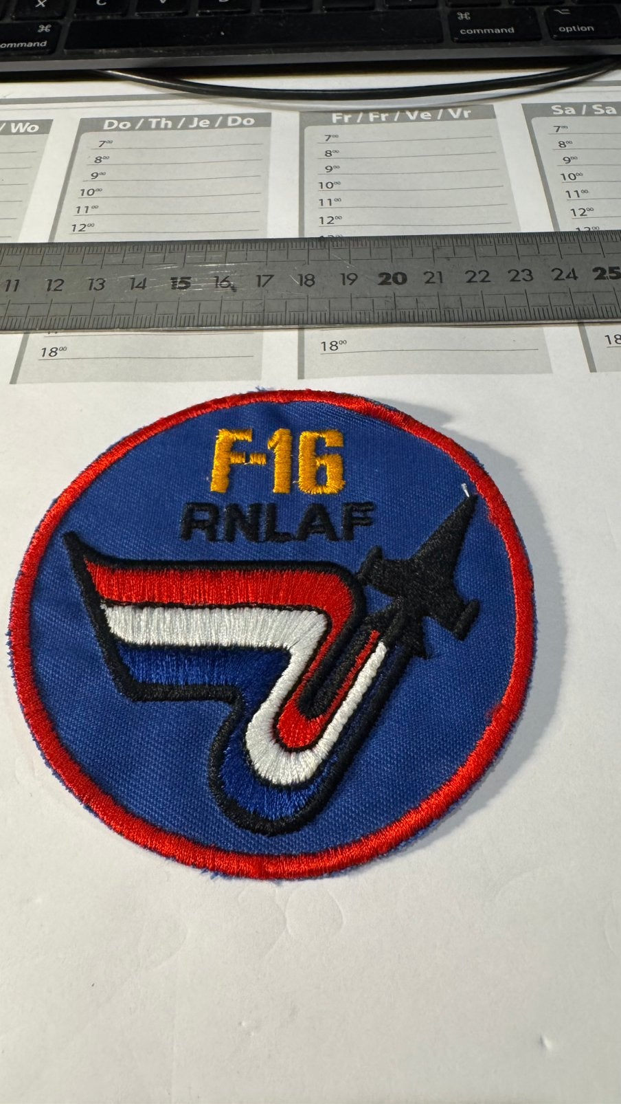 Patch luchtmacht klu f-16 solo display oud, Verzamelen, Ophalen of Verzenden, Zo goed als nieuw, Patch, Badge of Embleem