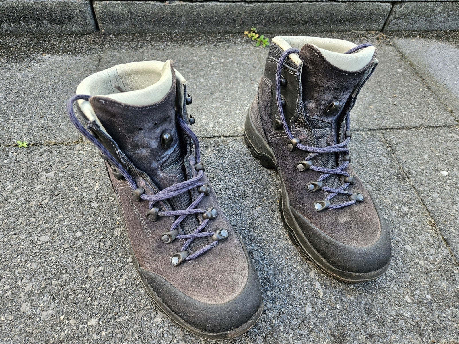Lowa wandelschoenen dames, maat 6,5, Ophalen of Verzenden, Zo goed als nieuw, Schoenen