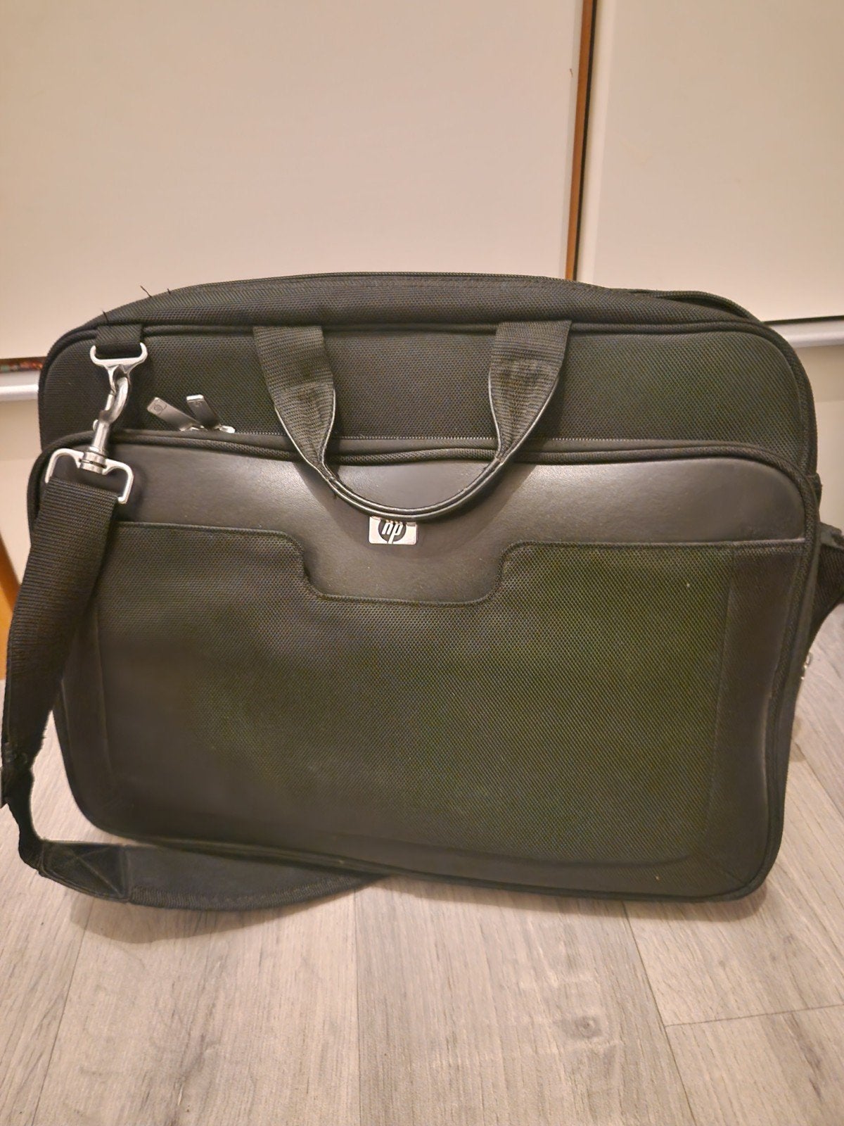 HP Laptoptas - Zwart - 15 inch, Computers en Software, Gebruikt, 15 inch, HP, Aktetas