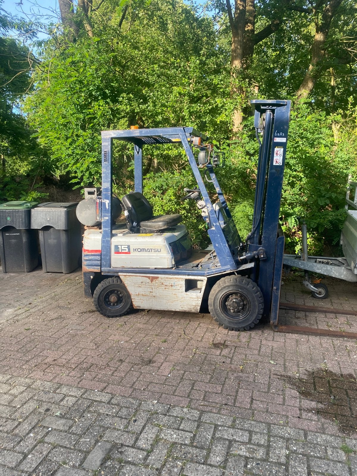 Heftruck komatsu 1,5 ton loopt niet, Ophalen