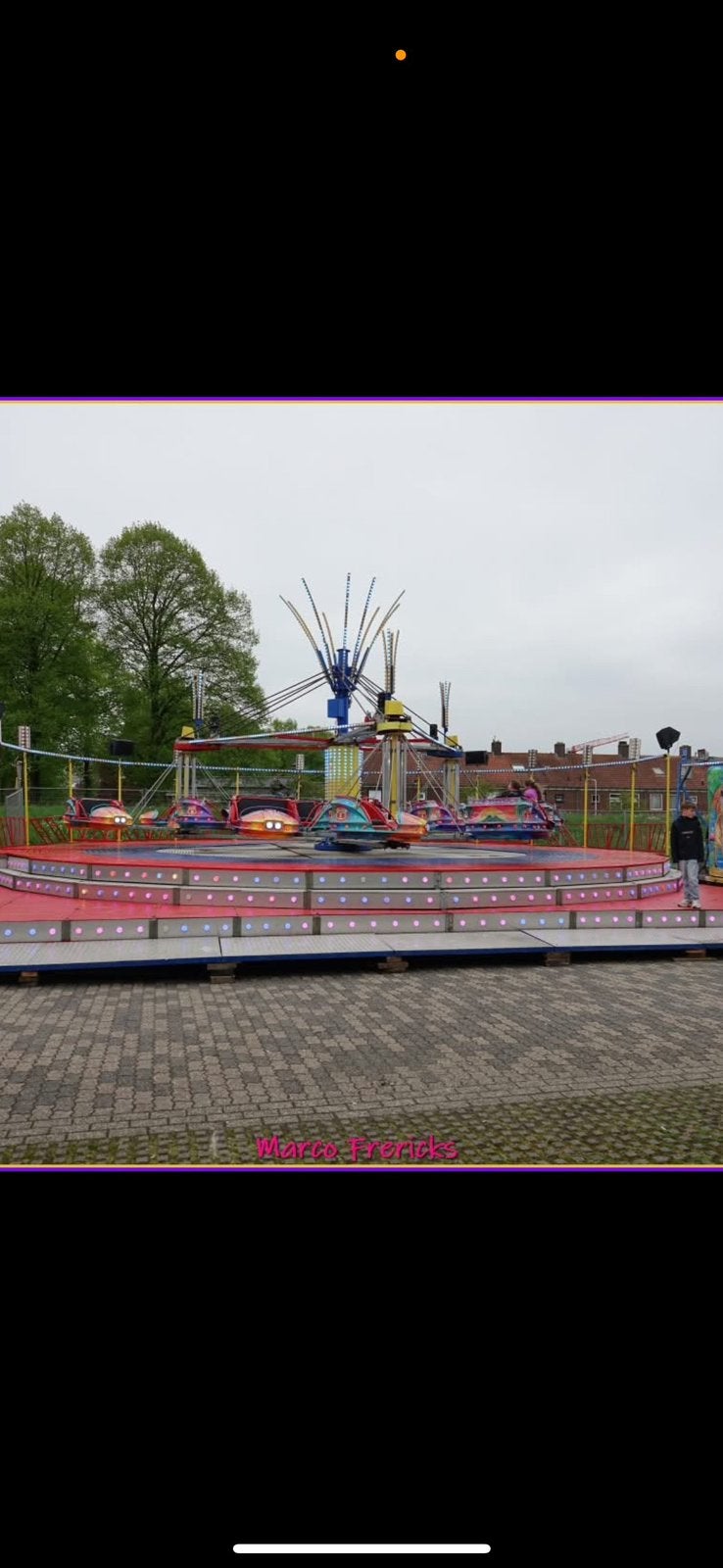 Calypso kermis attractie, Eén persoon