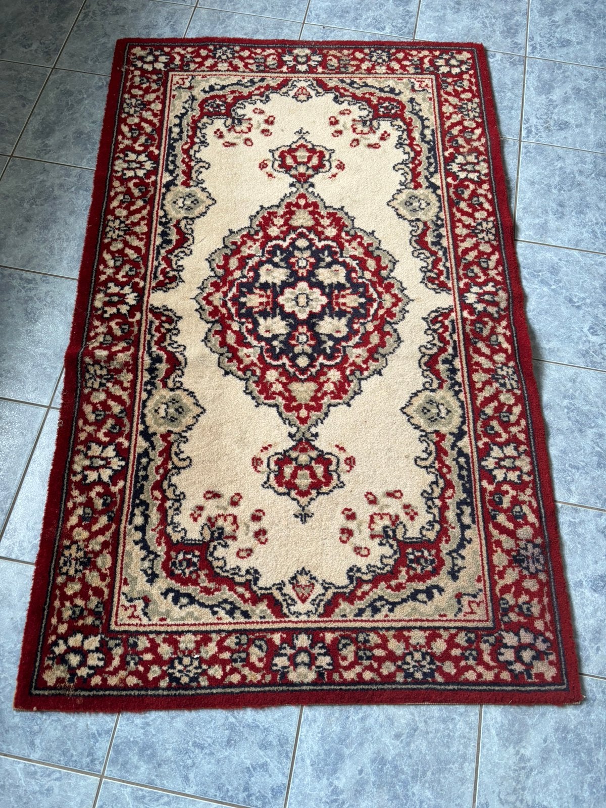 Wollen vloerkleedje echt mooie nu voor 30 euro, 100 tot 150 cm, Zo goed als nieuw, Rood, Rechthoekig