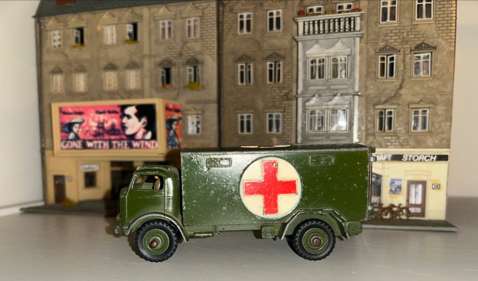 Dinky Toys Militaire Ambulance 626 - Vintage Speelgoed, Ophalen of Verzenden, Gebruikt