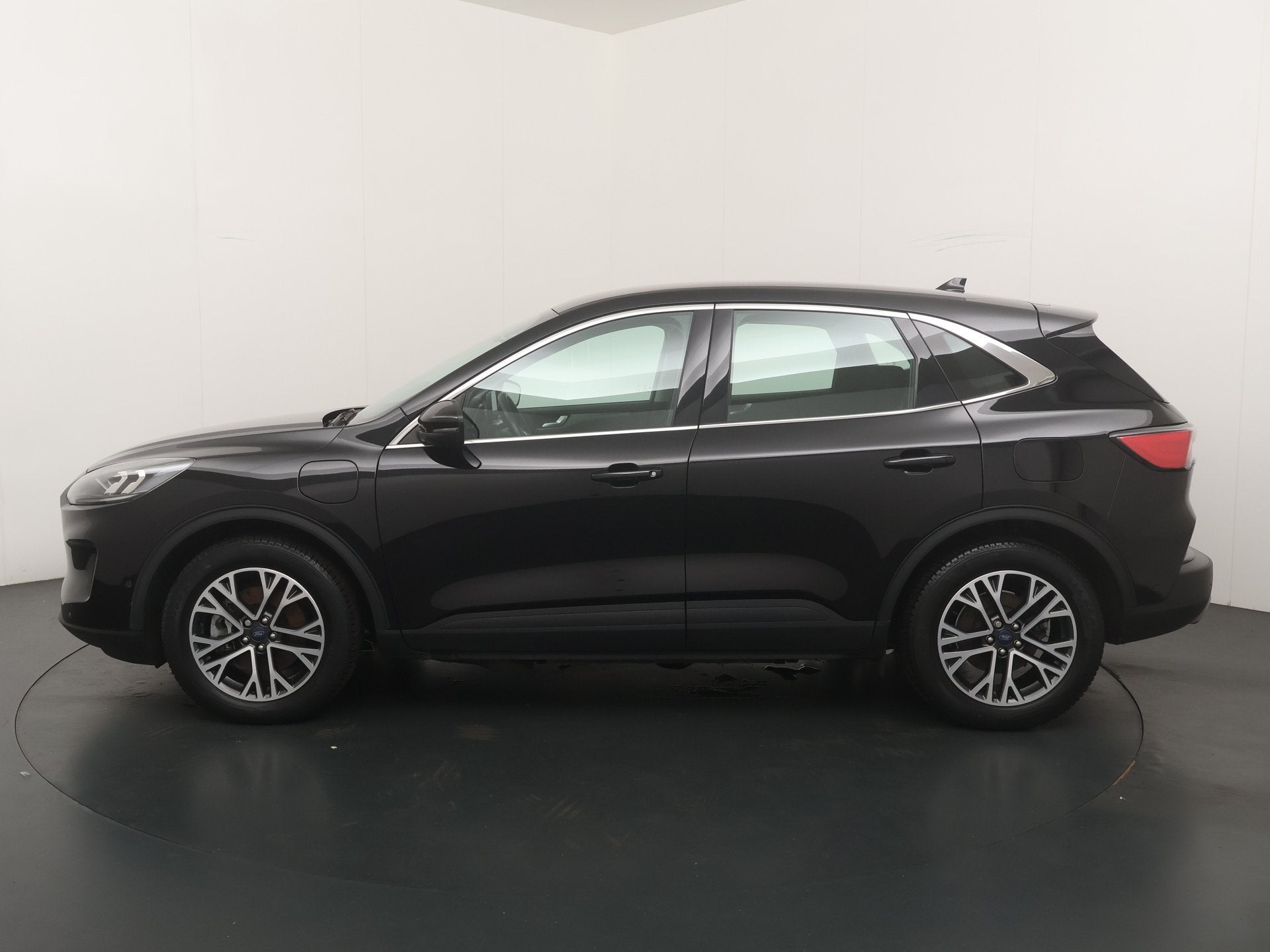 Ford Kuga 2.5 PHEV Titanium | Adapt. Cruise I Adatp. LED | S, Stof, Gebruikt, 4 cilinders, Verwarmde buitenspiegels