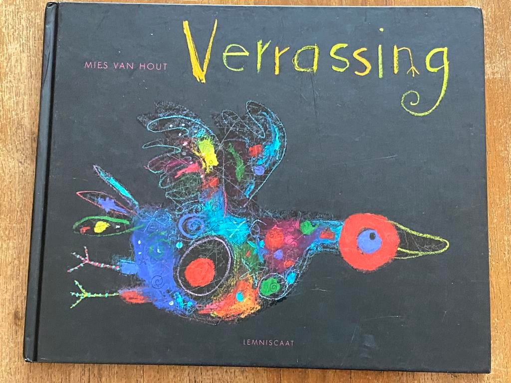 Mies van Hout - Verrassing, Lemniscaat, Boeken, Prentenboeken en Plaatjesalbums, Zo goed als nieuw, Prentenboek, Ophalen of Verzenden