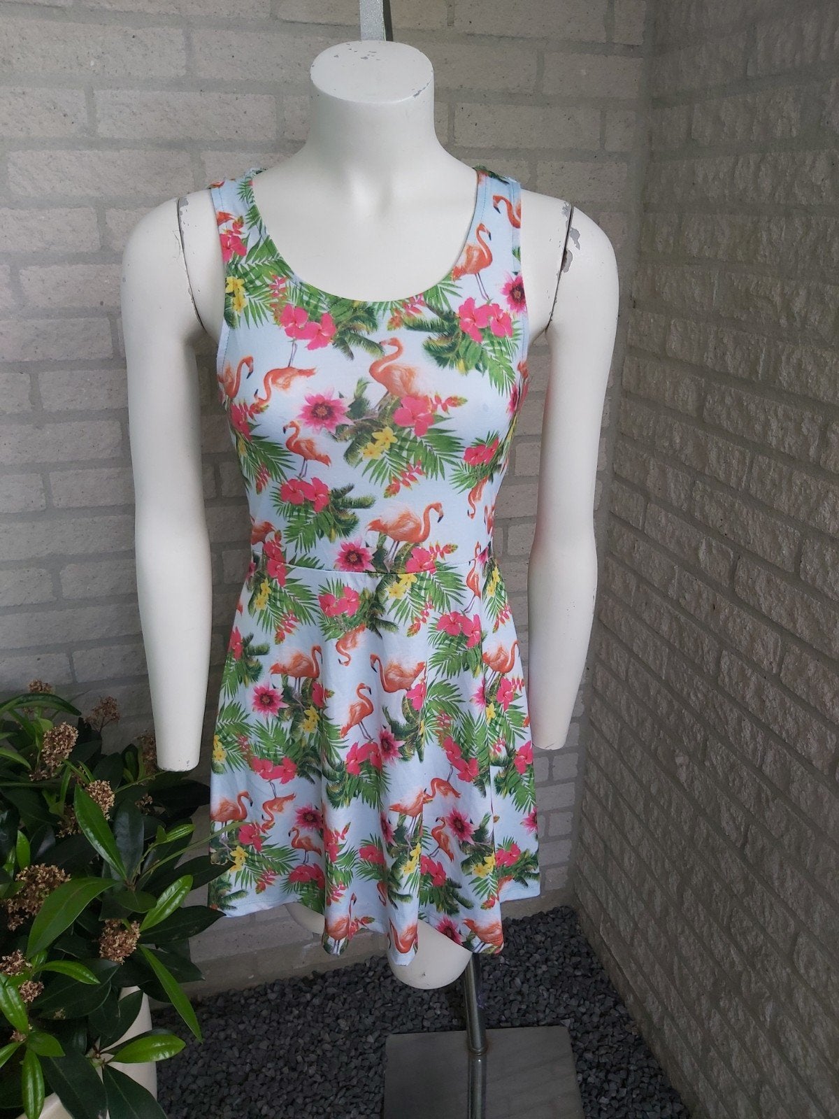 Zomerse jurk met print maat XS, Kleding | Dames, Wit, Nieuw, Ophalen of Verzenden, Maat 34 (XS) of kleiner