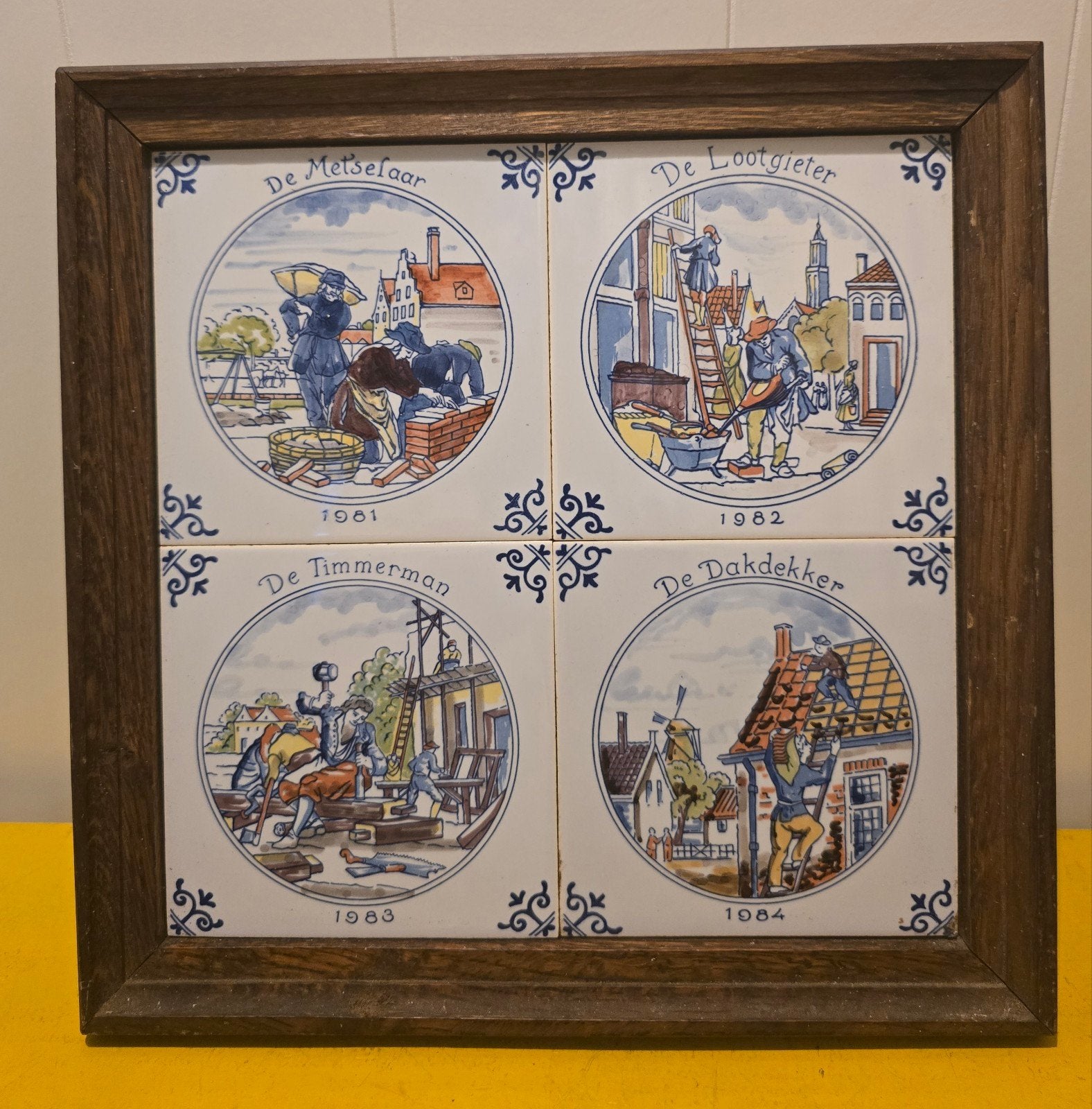 Vintage plateau met 4 beroepen jaren '80, Antiek en Kunst, Ophalen of Verzenden