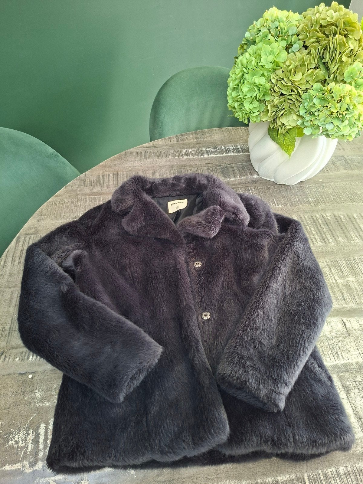 Madness Faux Fur Jas Maat XS - Zwart/Antraciet. valt als 38, Maat 38/40 (M), Madness, Zwart, Ophalen of Verzenden