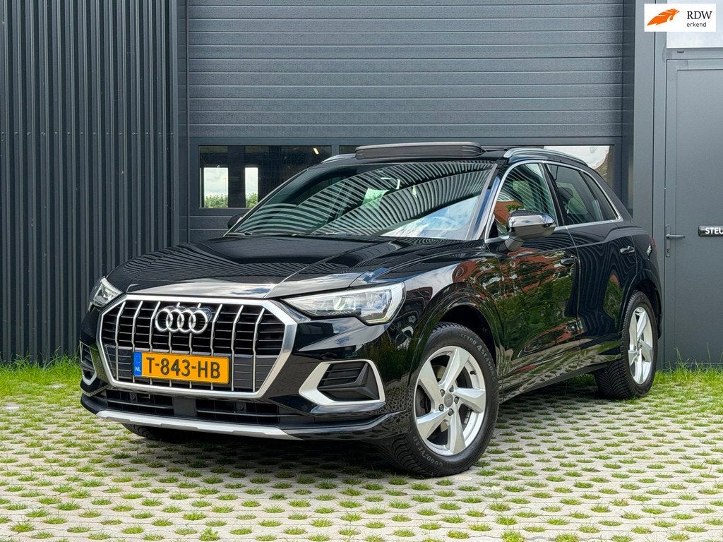 Audi Q3 35 TFSI Pro Line S | PANO | LEDER | VIRTUAL | ELEK S, 4 cilinders, 150 pk, Zwart, Leder