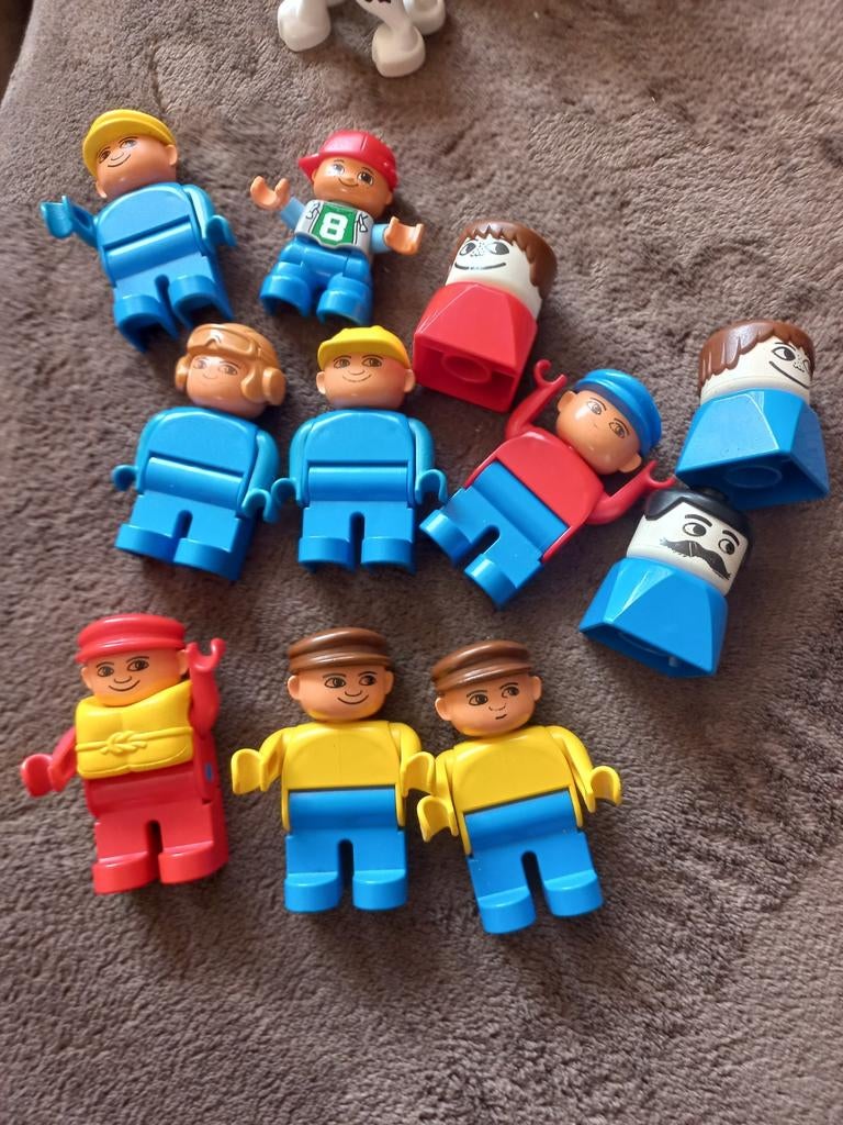 Oude Duplo poppetjes - Diverse figuren, Kinderen en Baby's, Speelgoed | Duplo en Lego, Inclusief minifiguren, Gebruikt, Ophalen of Verzenden