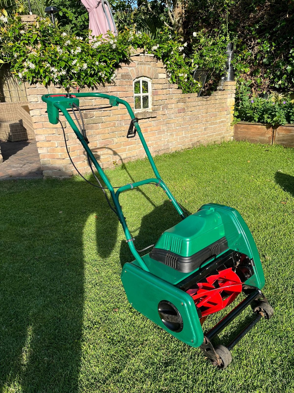 Kooimaaier Qualcast Classic Electric 30s, Elektrische grasmaaier, Ophalen of Verzenden, Zo goed als nieuw, Opvangbak