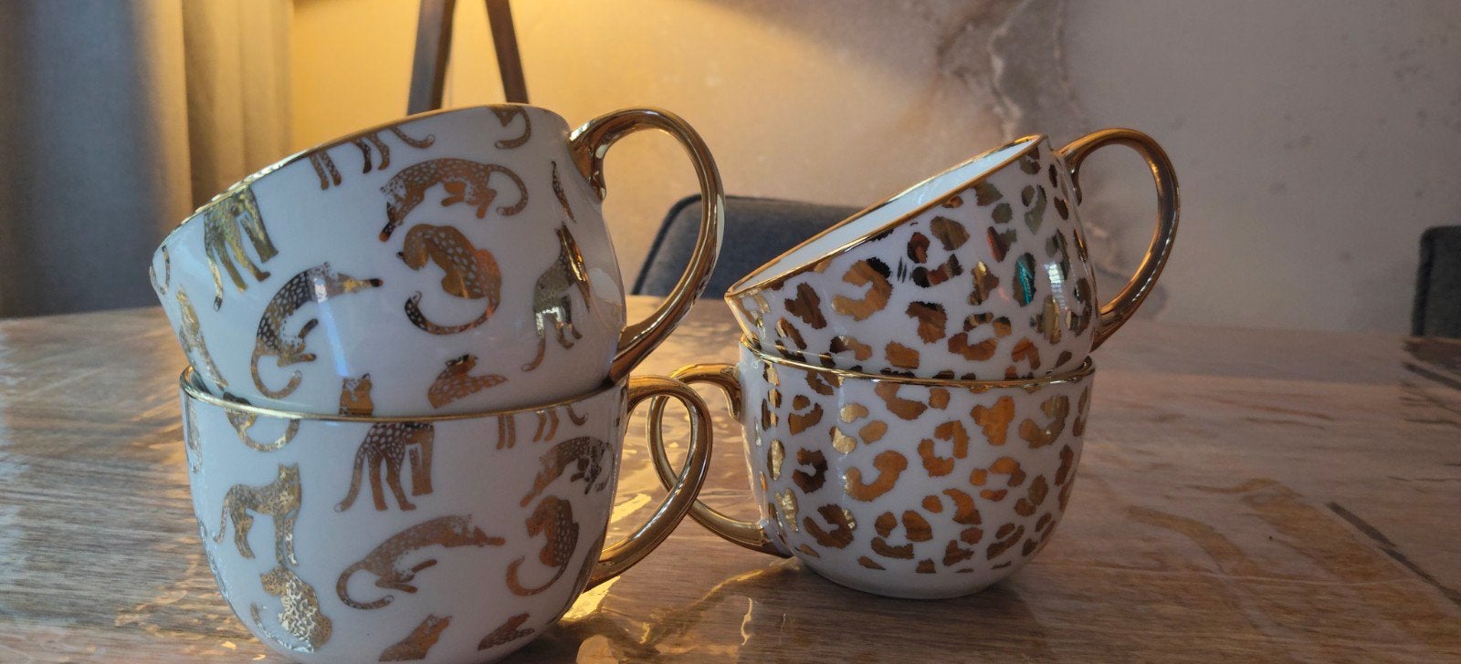 4 grotten mokken voor luxe koffie, Ophalen, Zo goed als nieuw, Overige stijlen, Kop(pen) en/of Schotel(s)
