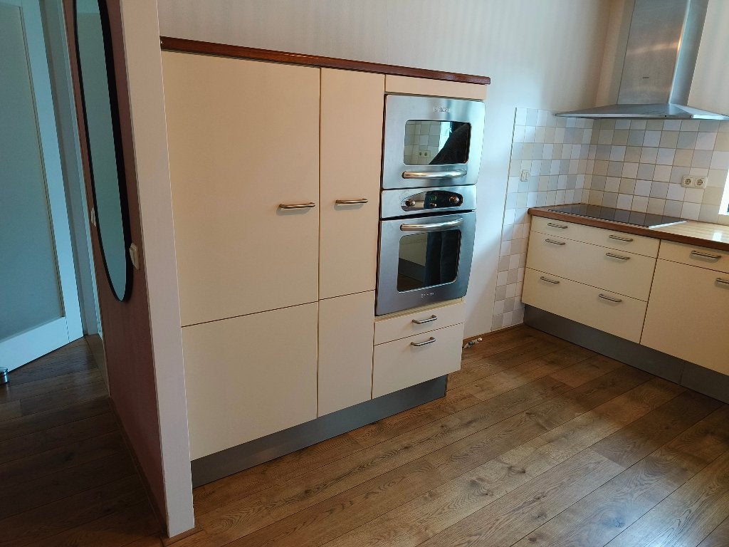 Siematic keuken inclusief inbouwapparatuur – moet snel weg!, Huis en Inrichting, Keuken | Complete keukens, Ophalen, Gebruikt