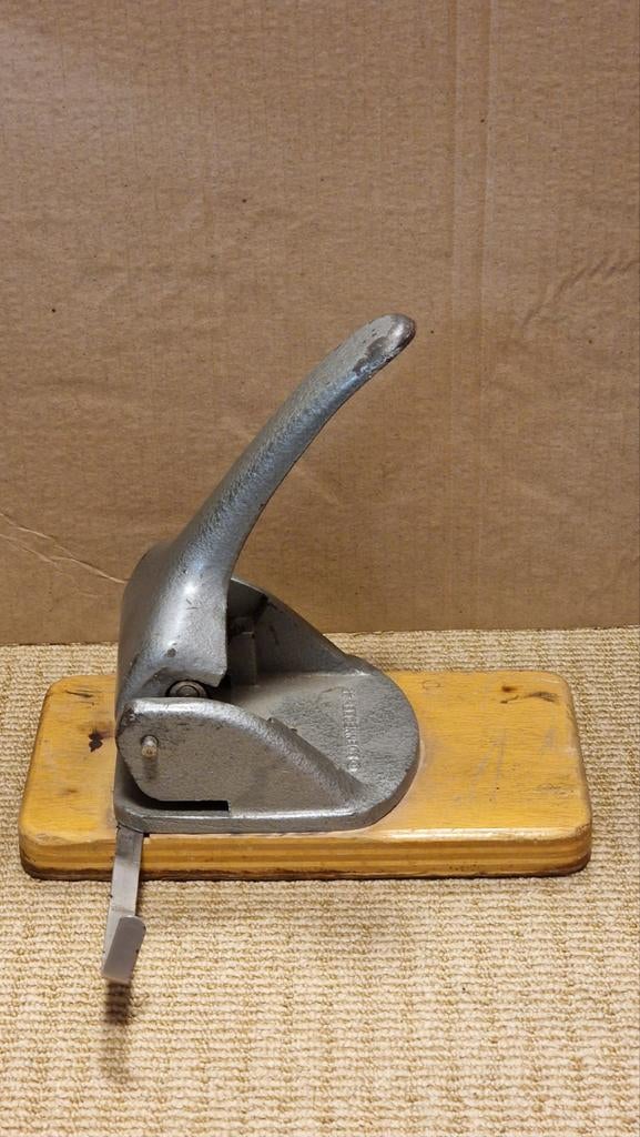 Oude Perforator SOENNECKEN 45, Antiek en Kunst, Ophalen of Verzenden