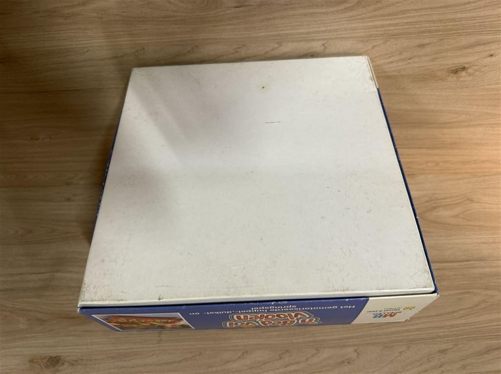 Een bed vol vlooien - s3230, Verzenden, Zo goed als nieuw