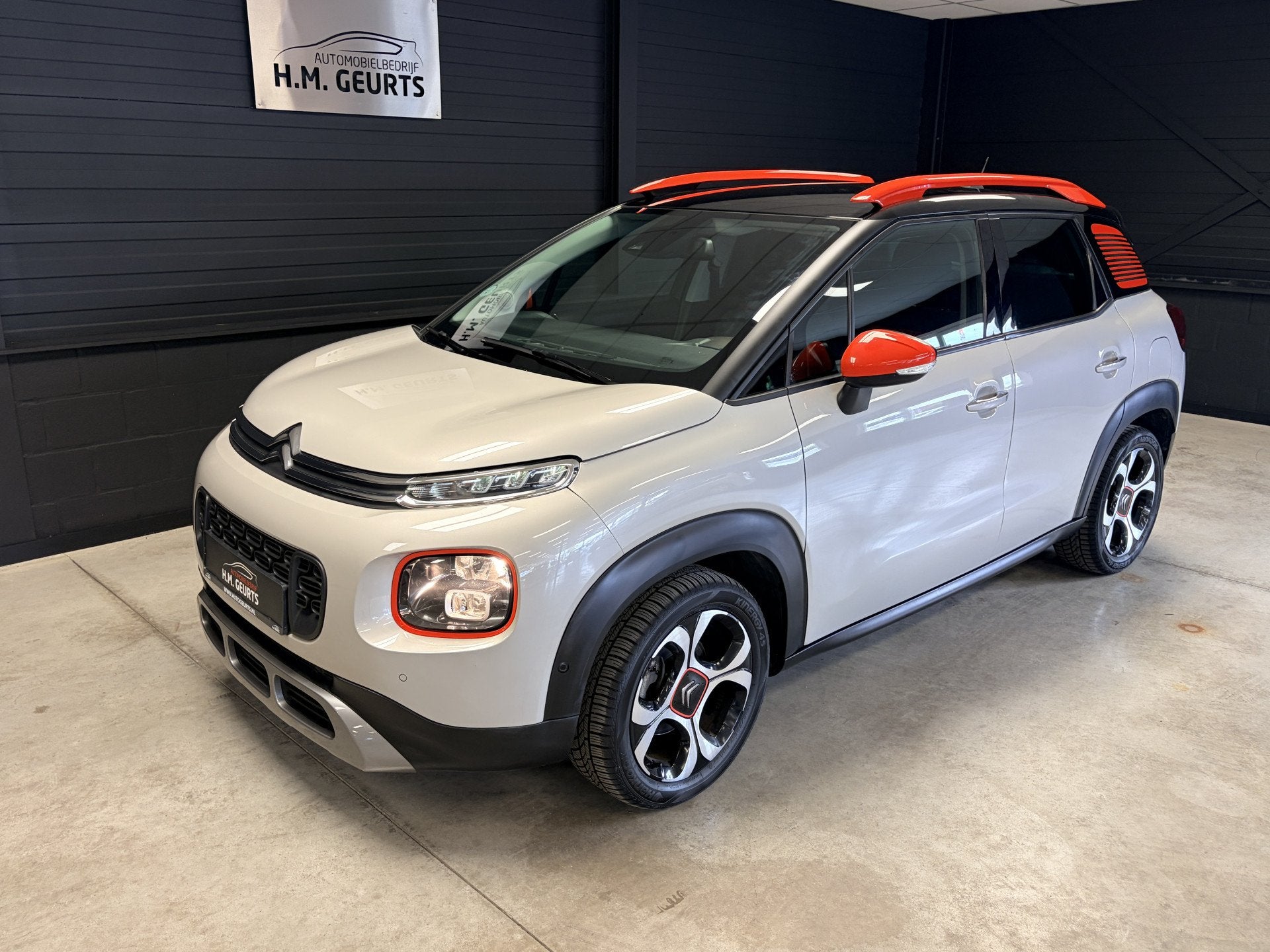 Citroën C3 Aircross 1.2 PureTech Familiale (bj 2018), Auto's, Citroën, Gebruikt, Bedrijf, 3 cilinders, SUV of Terreinwagen