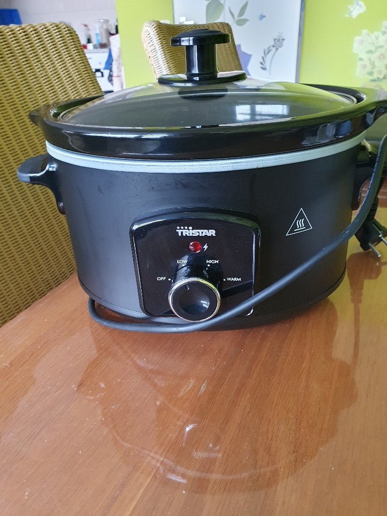 SLOW cooker 1 keer gebruikt met boek, Overige materialen, Overige typen, Ophalen of Verzenden, Zo goed als nieuw