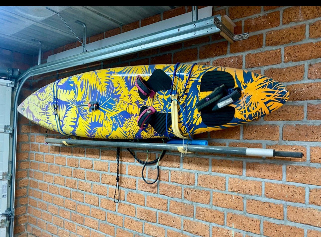 Complete surfplank set met alle benodigdheden, Watersport en Boten, Windsurfen, Gebruikt, Complete set, Overige merken, 250 tot 300 cm