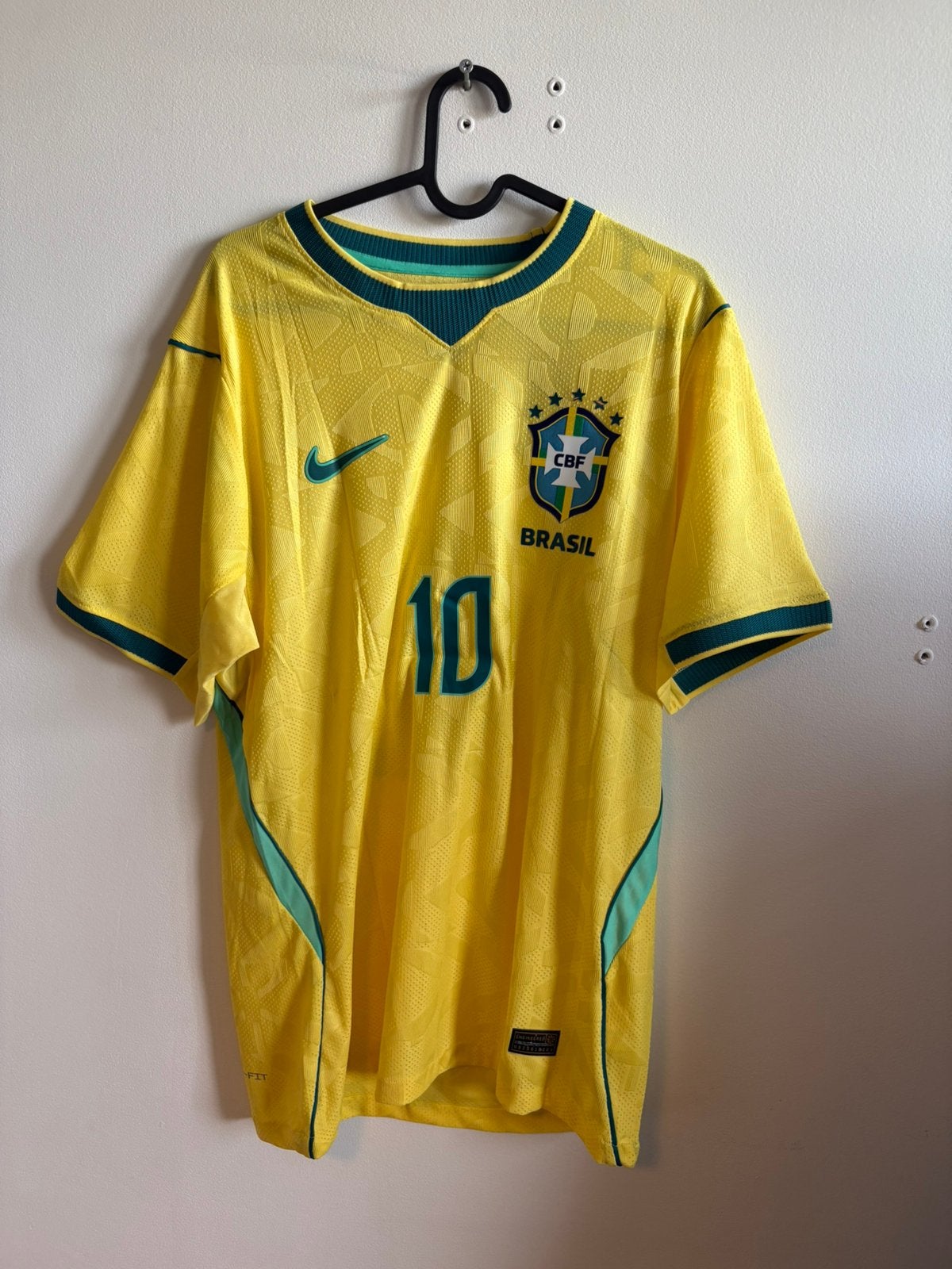 Brazilië WK 2026 shirt, Sport en Fitness, Voetbal, Ophalen of Verzenden, Zo goed als nieuw, Shirt