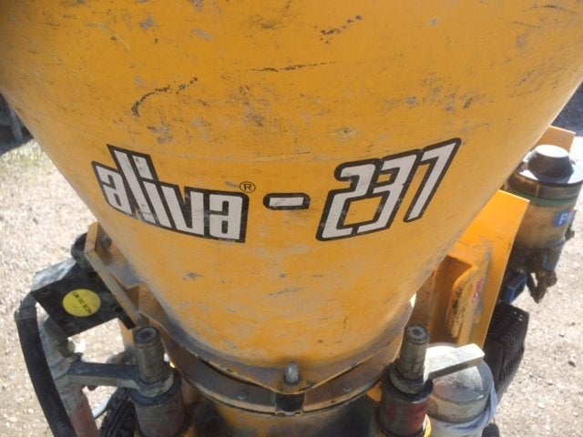 betonpomp Aliva Sika concrete pump 2x + veel spareparts, Ophalen, Zo goed als nieuw