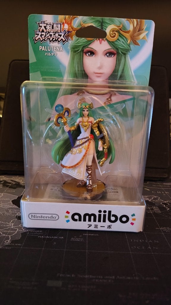 Official Nintendo Japan: Super Smash Bros. Palutena Amiibo, Ophalen of Verzenden, Nieuw
