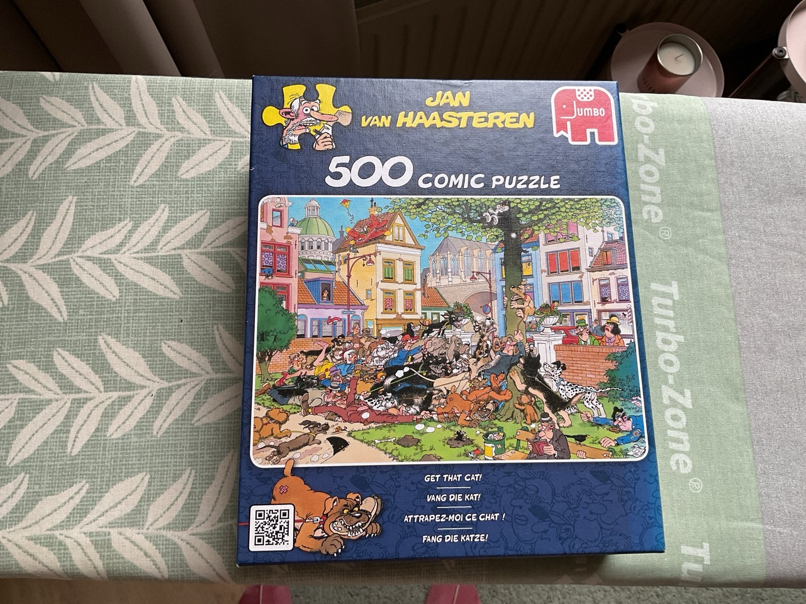 Jan van Haasteren 500 Comic Puzzel - Get That Cat!, Ophalen of Verzenden, 500 t/m 1500 stukjes, Zo goed als nieuw, Legpuzzel