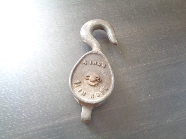 Grote ijzeren dubbele kabelrol / katrol 4 Inch (23 cm)., Ophalen of Verzenden