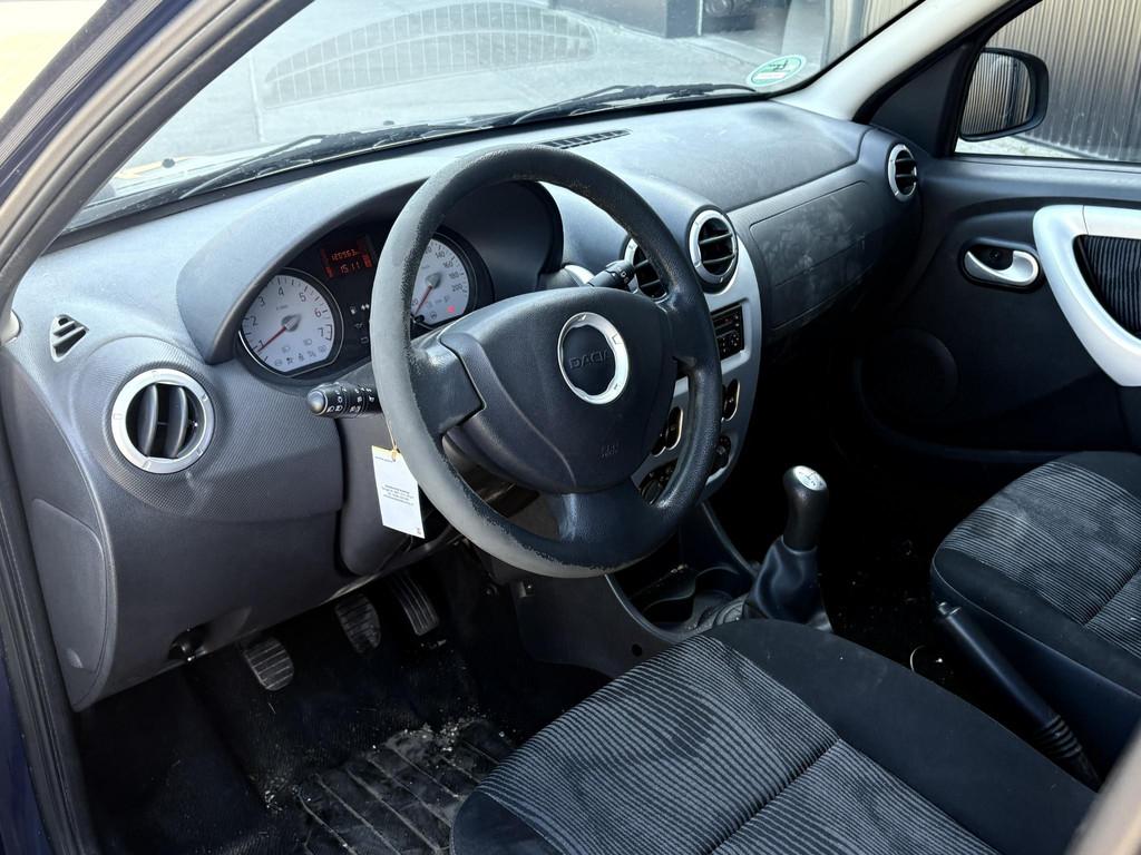 Dacia Sandero 1.2 Lauréate | DAKRAAM | TREKHAAK | AIRCO, Voorwielaandrijving, Euro 5, Stof, Gebruikt