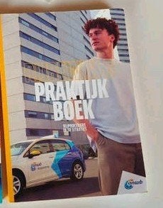CBR Theory exam book (Engels) + Praktijk book (Nederlands), Verzenden, Zo goed als nieuw
