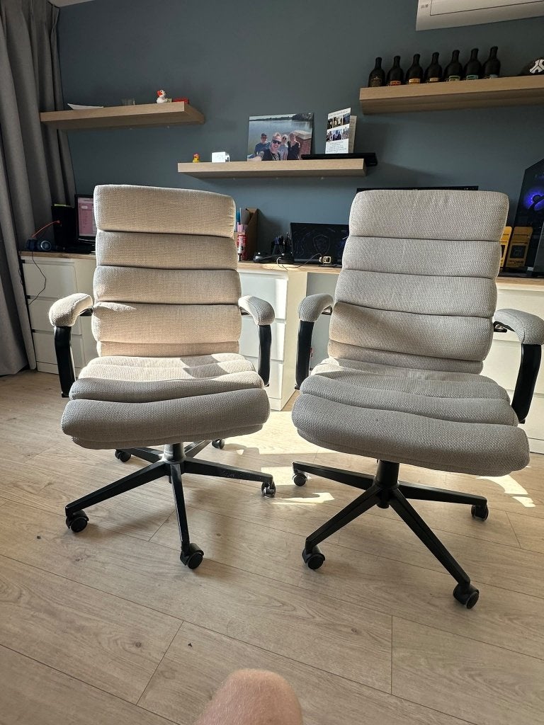 Bureaustoelen beige, Huis en Inrichting, Ophalen, Zo goed als nieuw, Beige, Bureaustoel