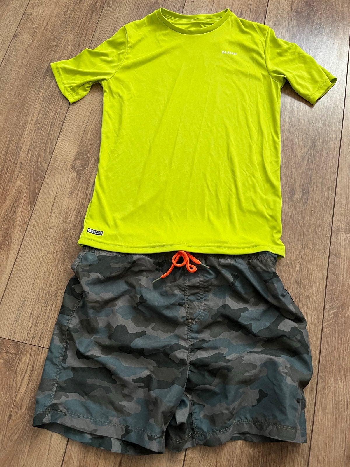 UV-shirt Decathlon & HEMA zmewmbroek, Ophalen of Verzenden, Gebruikt, Jongen, Sport- of Zwemkleding
