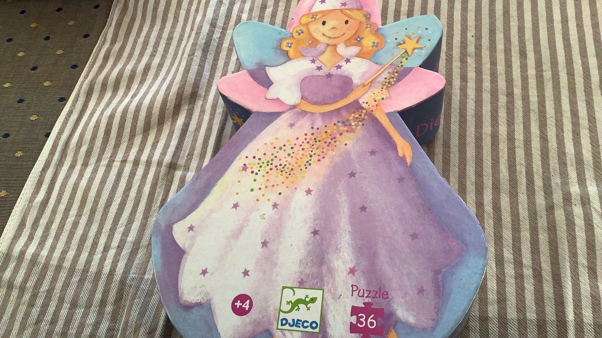 Djeco puzzle 36 grote stukken, Ophalen of Verzenden, 10 tot 50 stukjes, Zo goed als nieuw