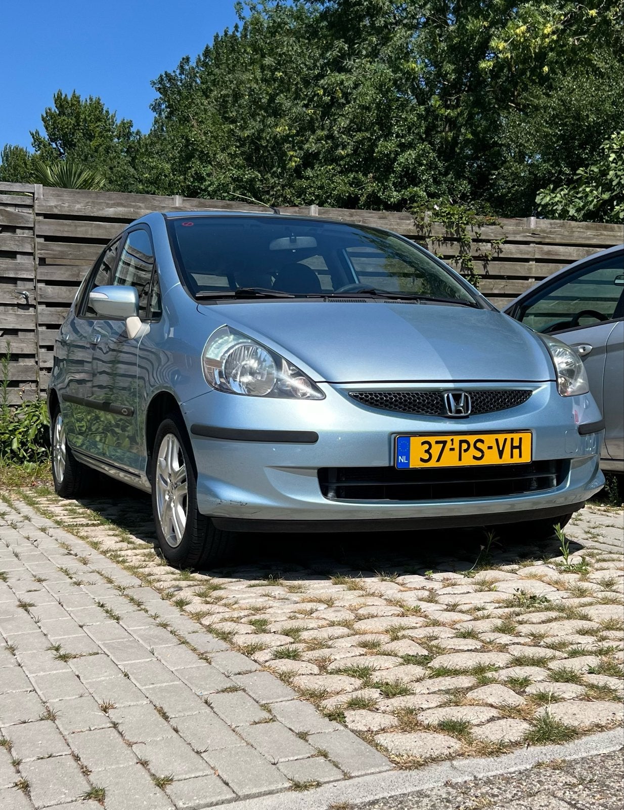 Honda Jazz 1.4 I LS  Automaat 2004 Blauw km stand 141353., Auto's, 83 pk, 450 kg, 40 €/maand, 4 cilinders