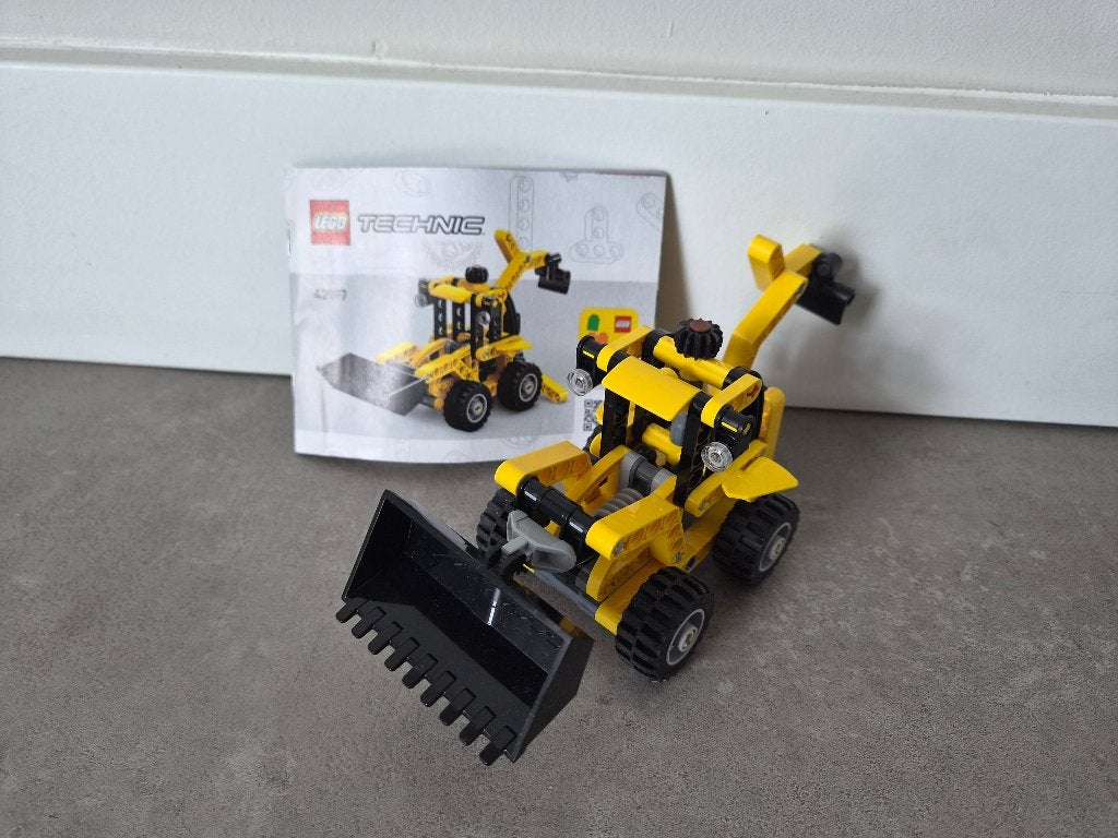 Lego 42197 | Graaflaadmachine technic - compleet, Lego, Ophalen of Verzenden, Zo goed als nieuw, Technic