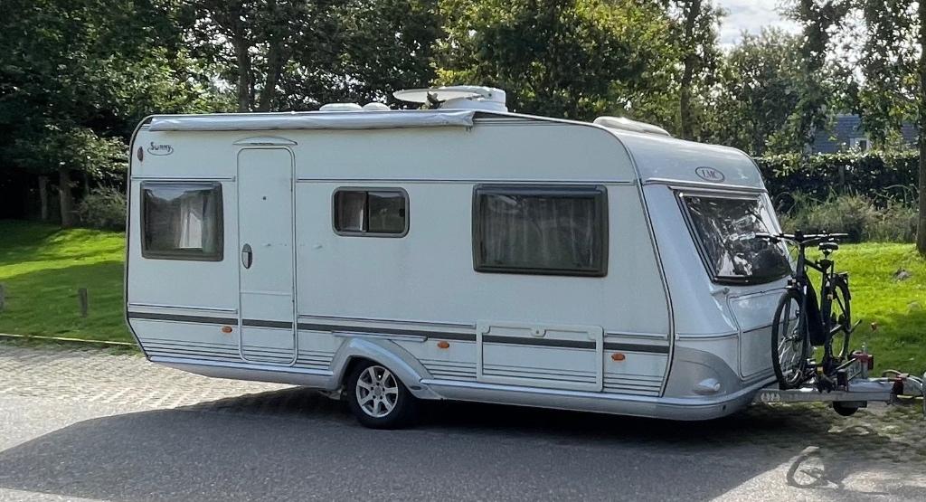 Mooie caravan LMC Sunny, Caravans en Kamperen, Caravans, Luifel, Treinzit, Particulier, 6 tot 7 meter